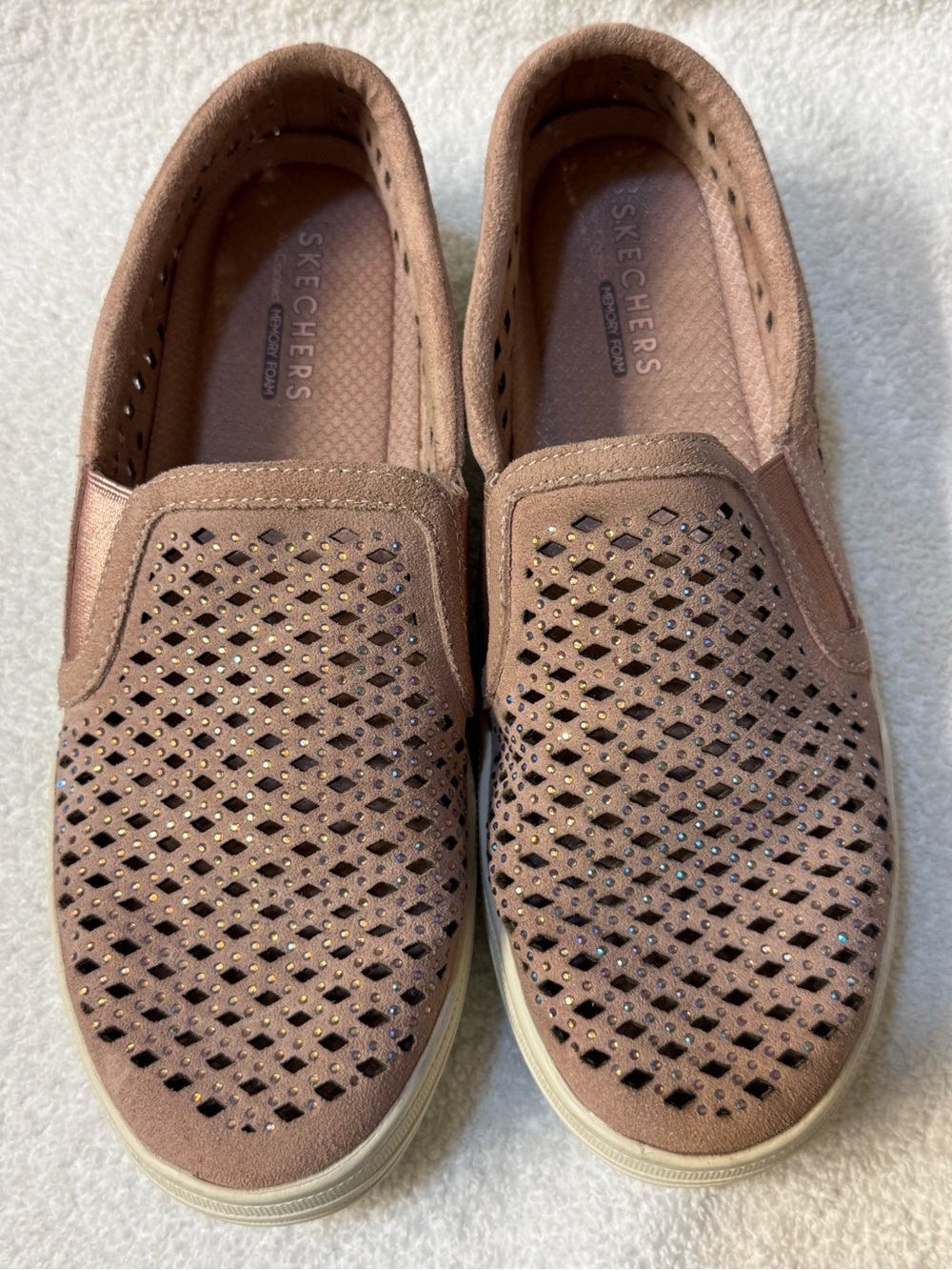 Skechers Women’s Poppy Diamond Girl Slip Ons Size 10